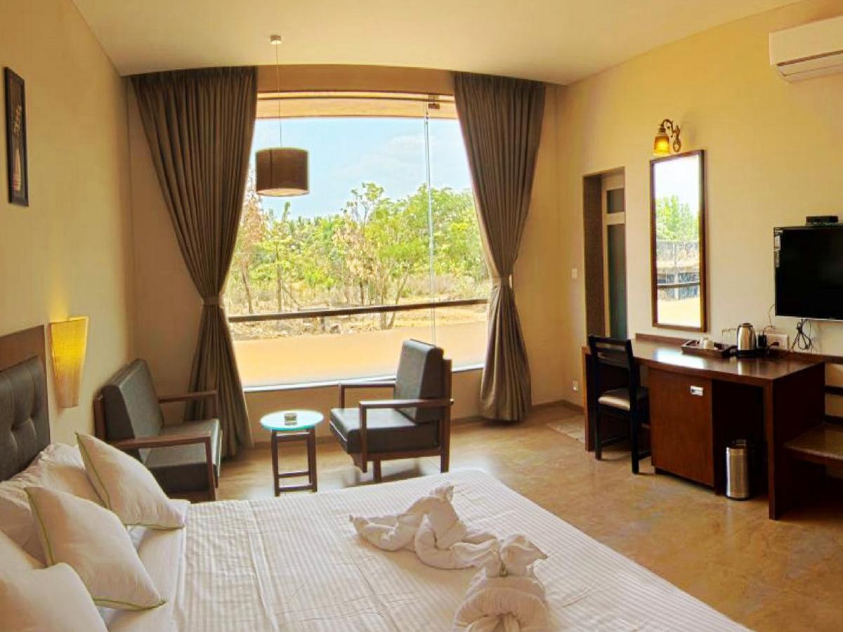 Hotel Lemongrass Kudal (Malvan) Bagian luar foto