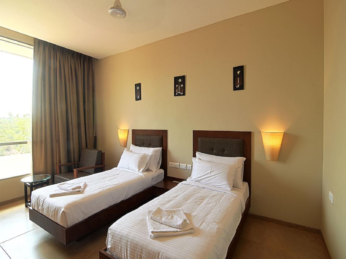 Hotel Lemongrass Kudal (Malvan) Bagian luar foto